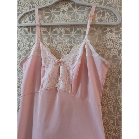 Vintage 60's Soft Pink‎ Slip Sz S - Picture 3 of 8